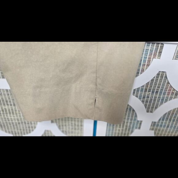Ruby Rd. Khaki/Tan Stretch Pull On Capris Size 20W - Picture 4 of 9